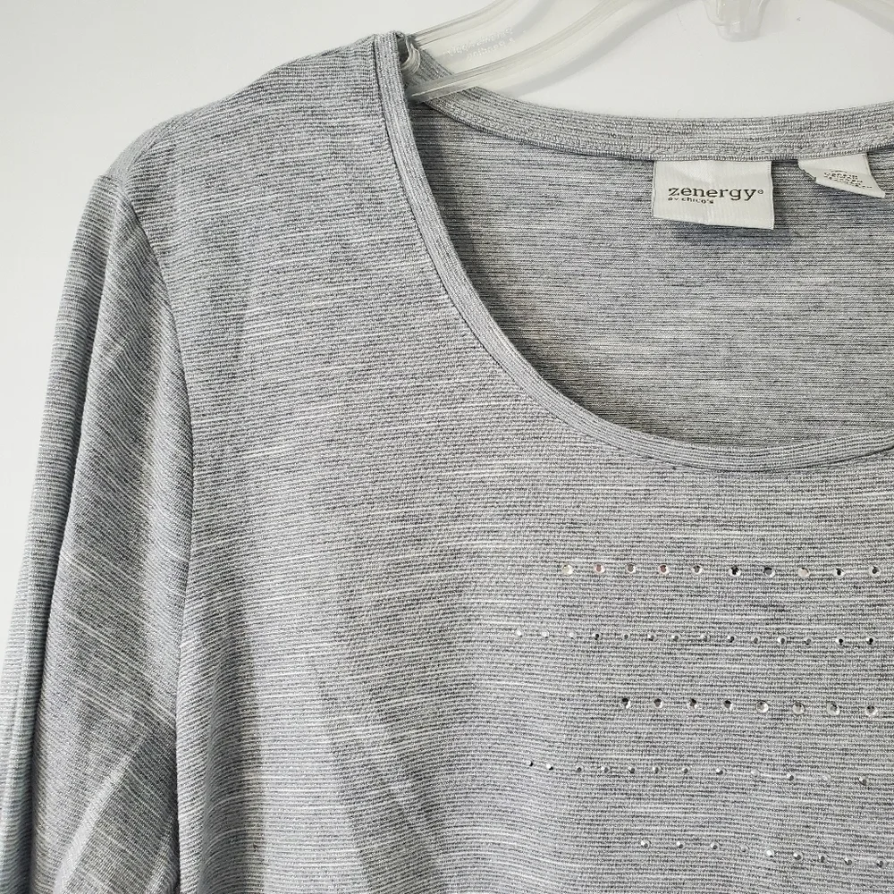 ZENERGY Chicos Gray Sparkle Rhinestone Metallic Top Blouse Womens 2 Large FLAW - Picture 2 of 15